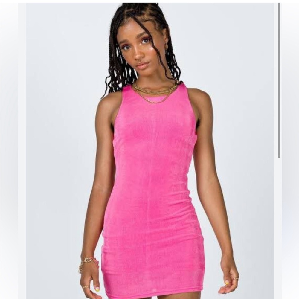 Princess Polly lioness everlast HOT PINK 💗 💗